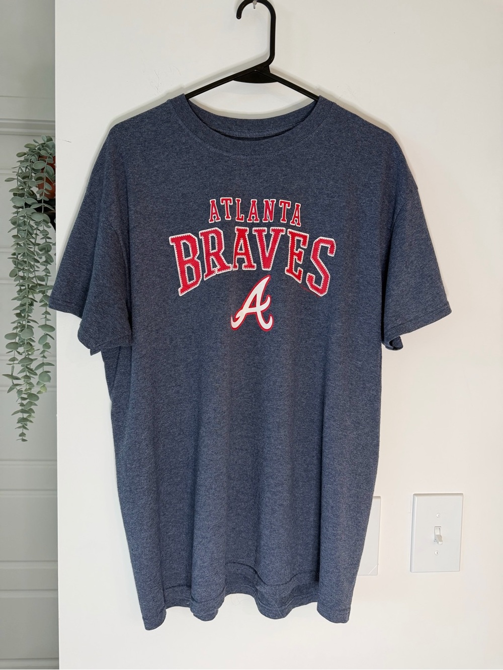 Genuine Merchandise Atlanta Braves Heather Navy Short-Sleeve Tee